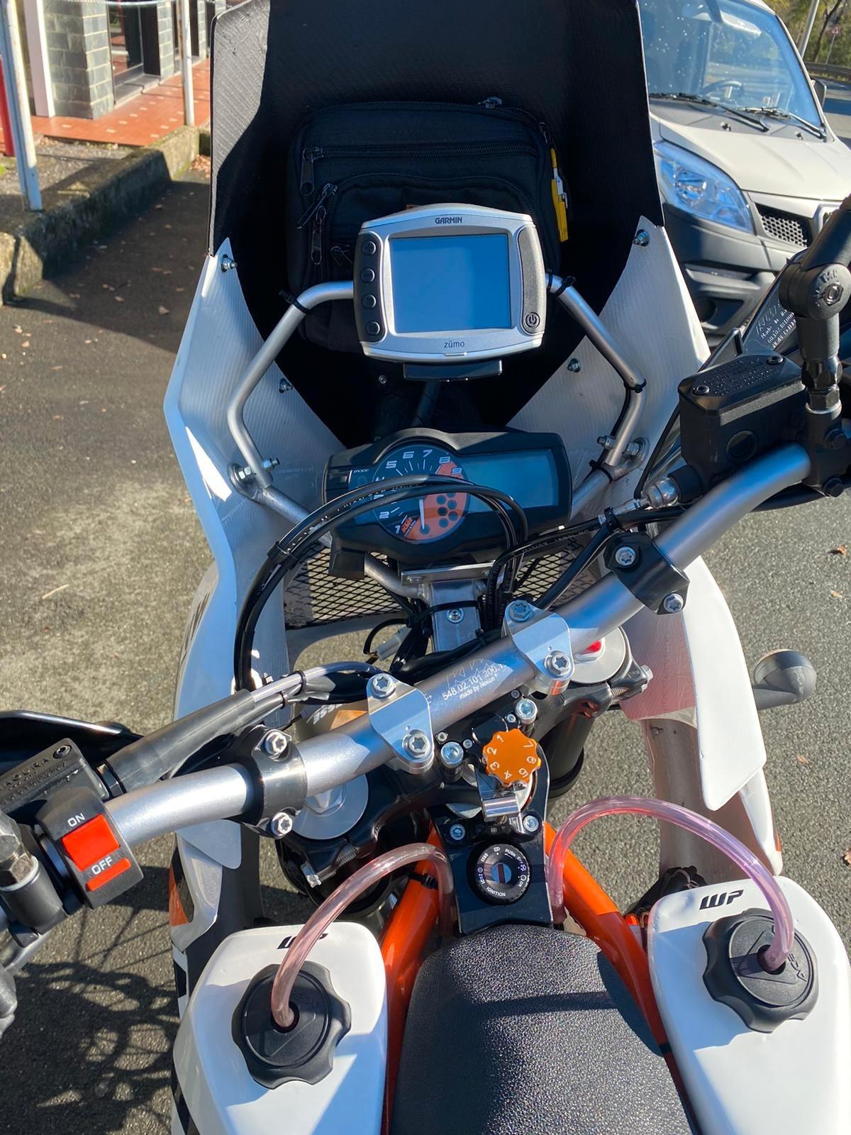 KTM 690 ENDURO DAKAR