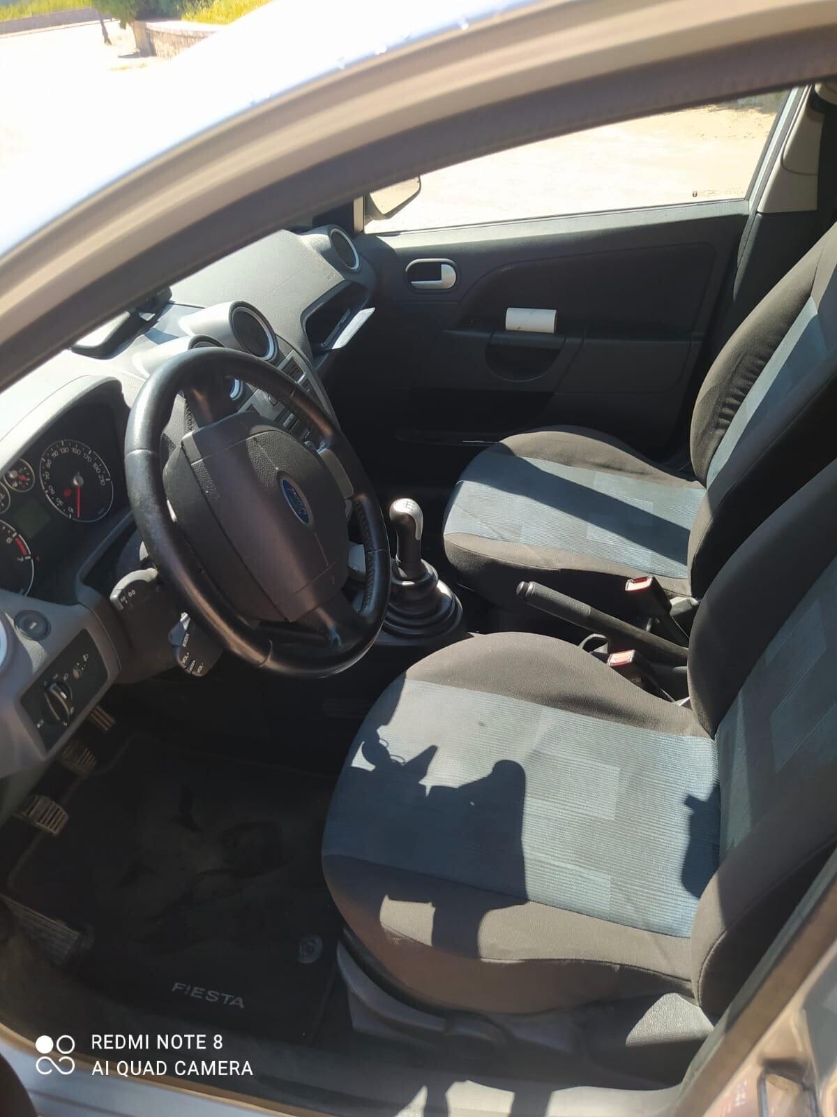 Ford Fiesta 1.2 16V 5p. Ghia