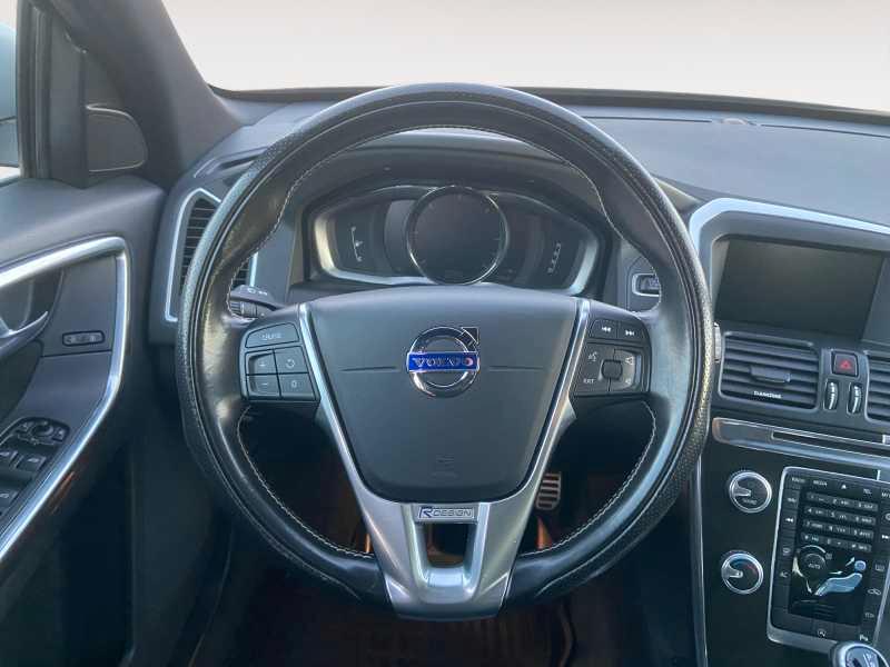 VOLVO XC60 2.0 d3 R-design 150cv geartronic