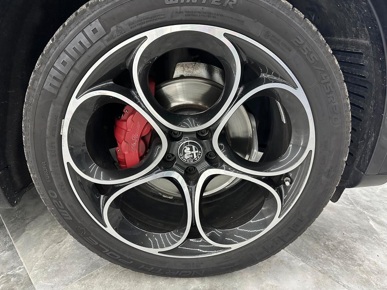 Alfa Romeo Stelvio 2.2 Turbodiesel 210 CV AT8 Q4 Veloce