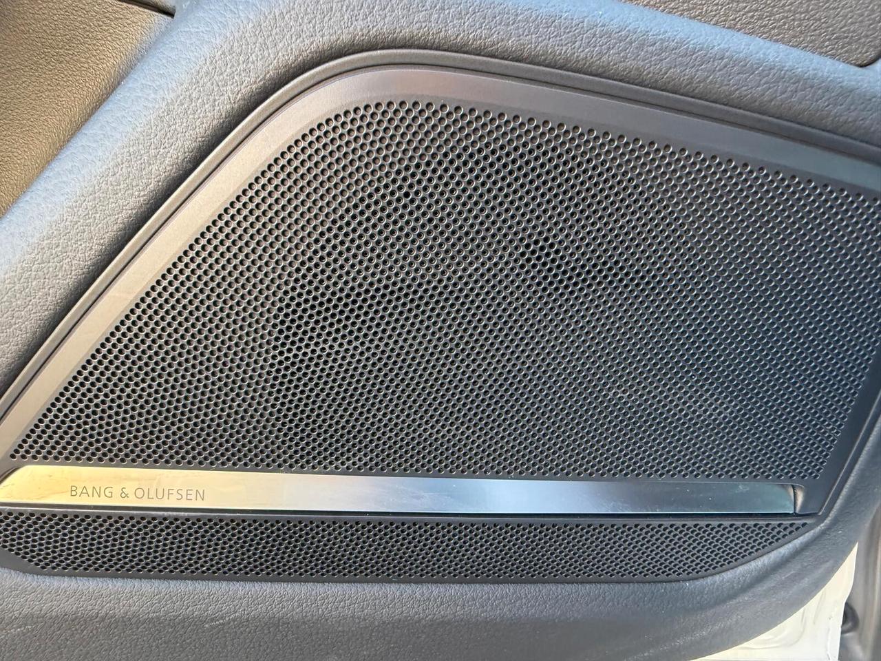 Audi A6 Avant 50 3.0 TDI quattro tiptronic S-Line Matrix