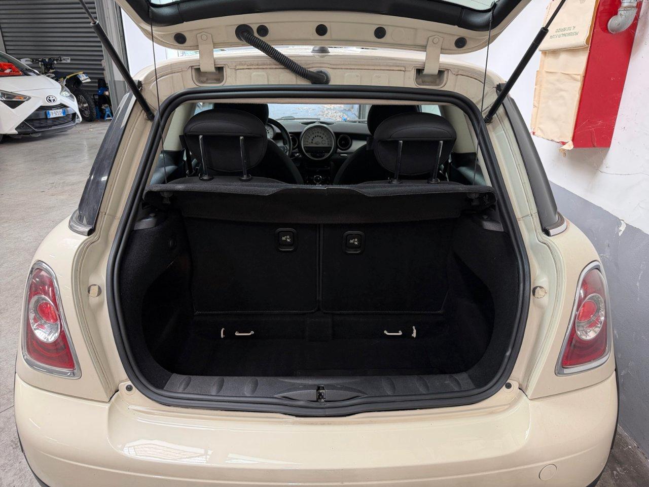 Mini 3 Porte One 1.6 FL