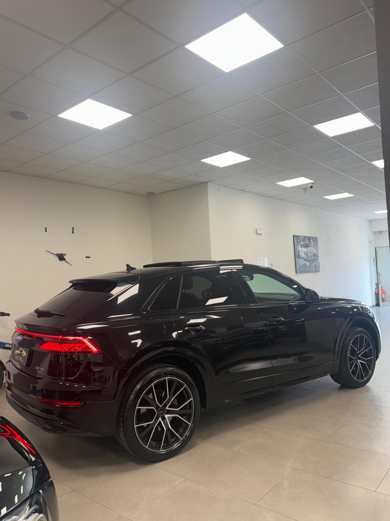 Audi Q8 50 TDI 286 CV quattro tiptronic Sport