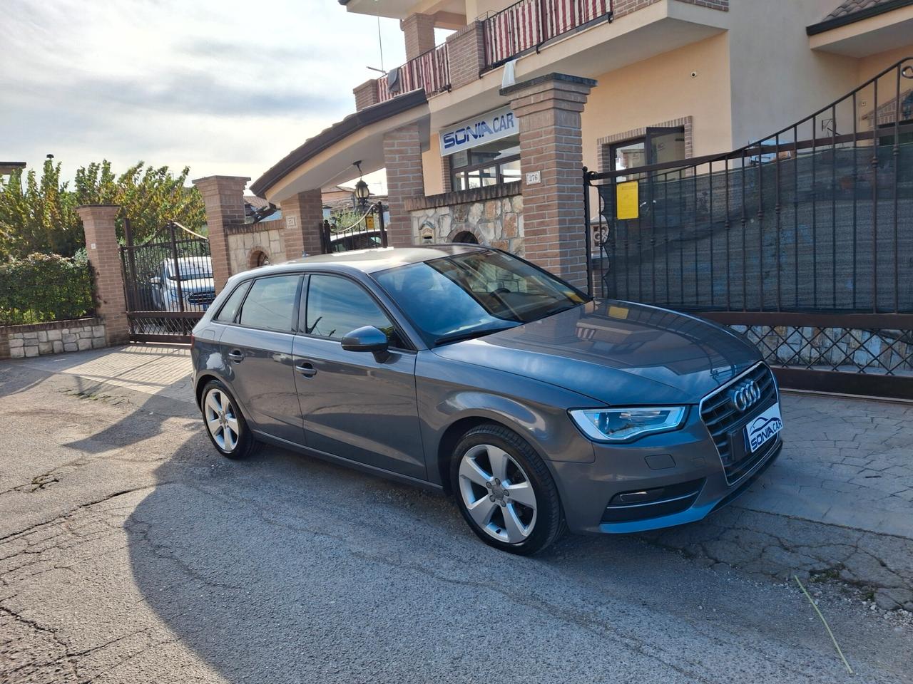 Audi A3 1.6 TDI clean diesel Ambition