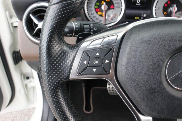 MERCEDES-BENZ A 200 d Automatic Premium PELLE/TELECAMERA