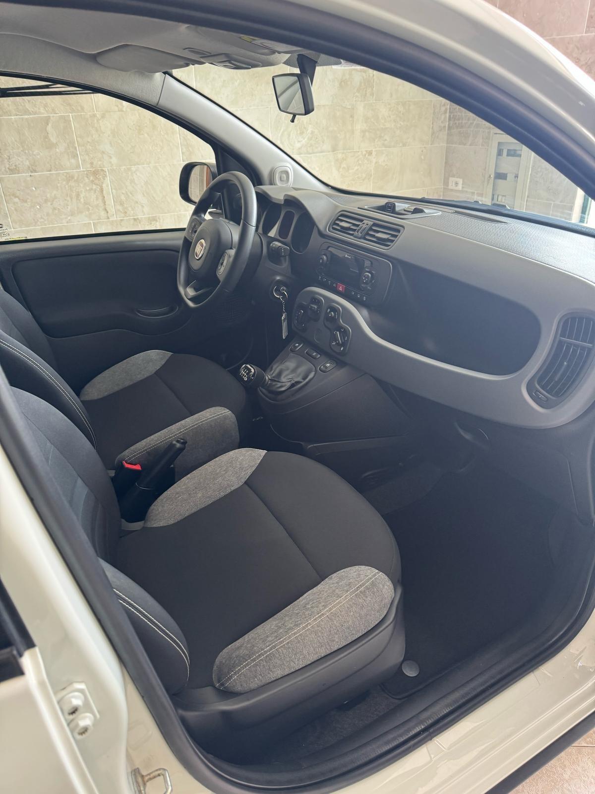 Fiat Panda 1.0 FireFly S&S Hybrid City Cross