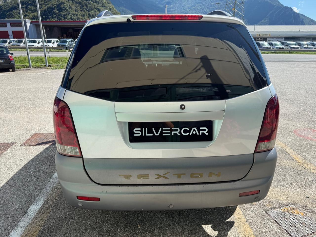 Ssangyong REXTON 2.7 4WD