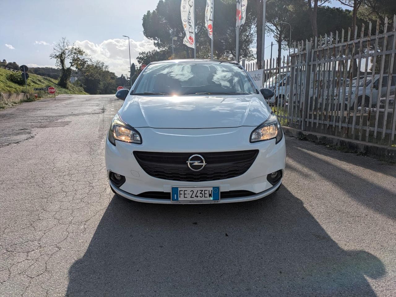 Opel Corsa 1.4 90CV GPL Tech 5 porte b-Color