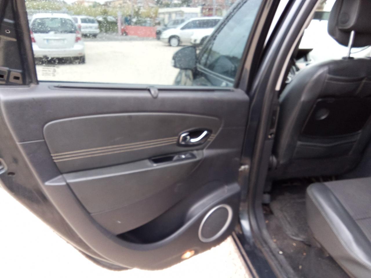Renault Scenic Scénic X-Mod 1.5 dCi 110CV EDC Luxe