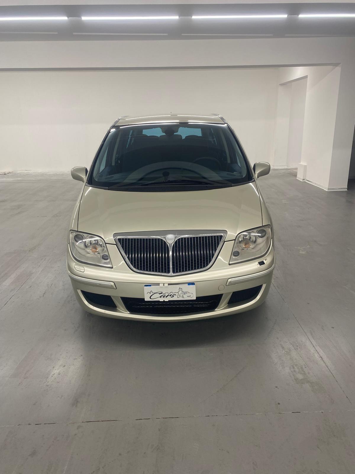 Lancia Phedra 2.2 JTD Emblema Plus FAP