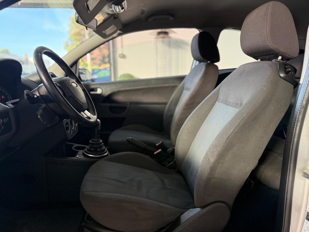 Ford Fiesta 1.4 TDCi 5p. Titanium