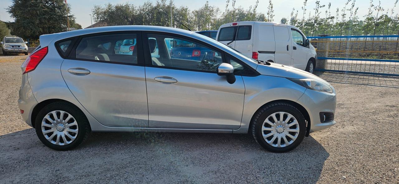 Ford Fiesta 1.4 5p. Bz.- GPL Titanium
