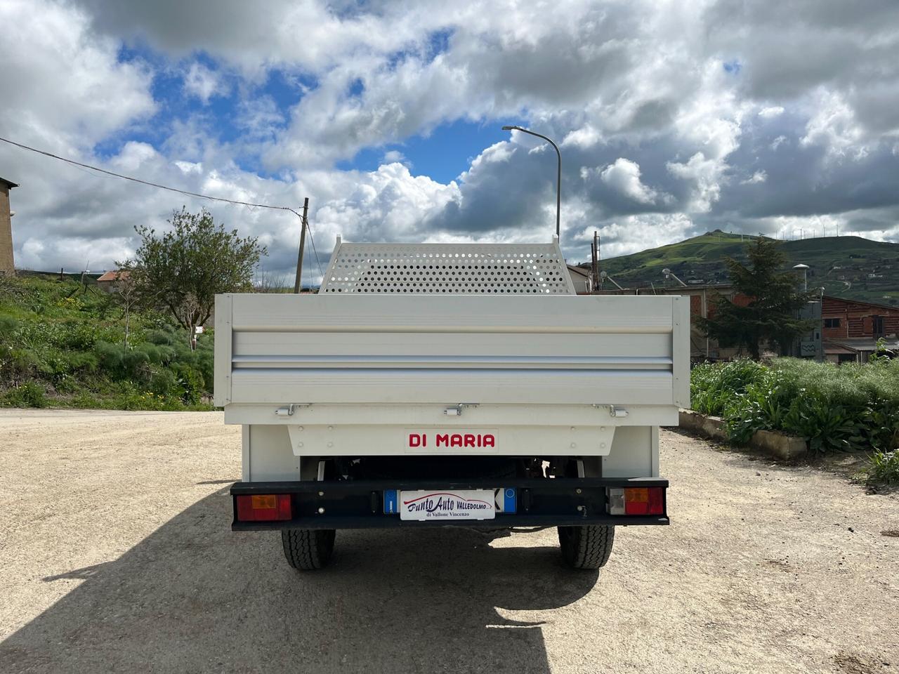 Mitsubishi L200 2.5 4x4 Cassone fisso