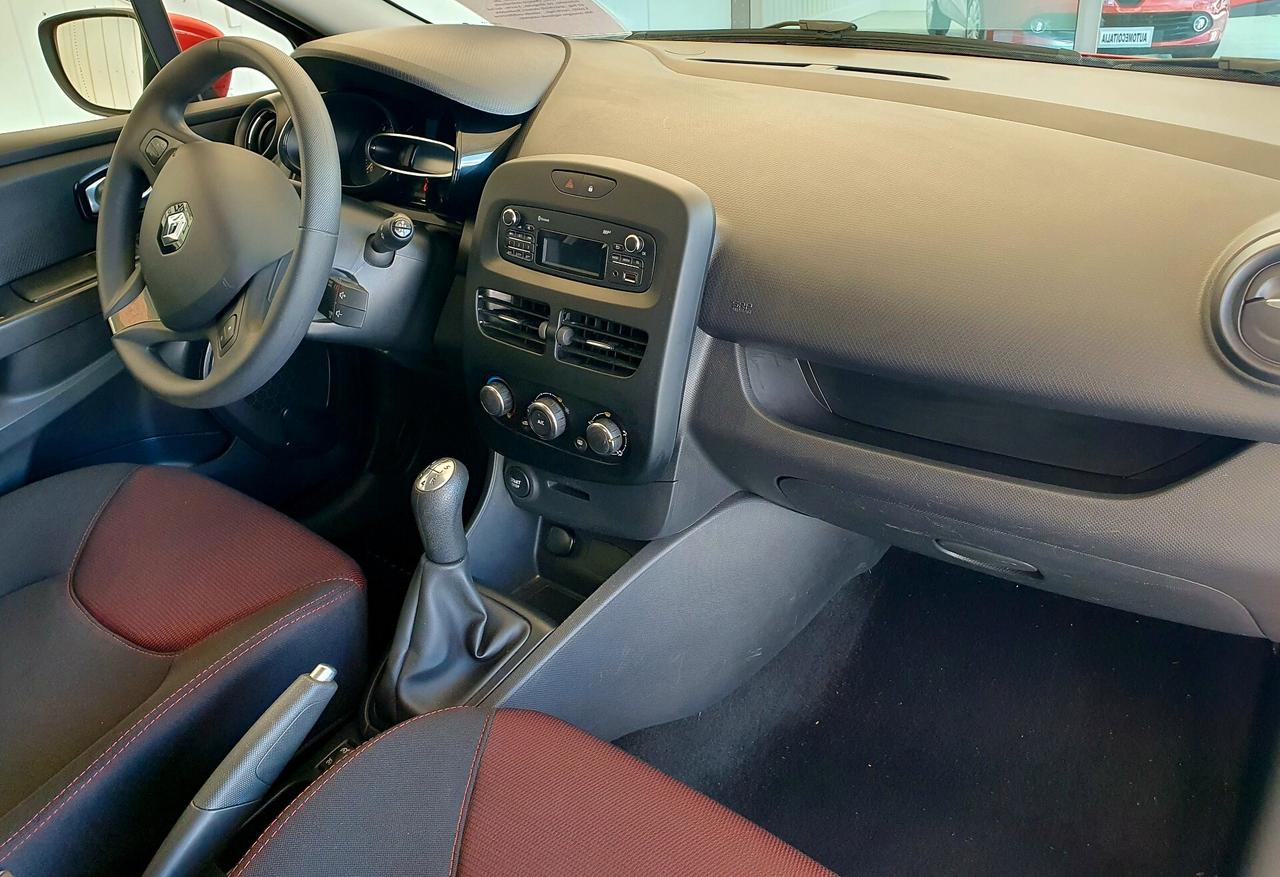Renault Clio 1.2 Benz. - 2015 - KM. 65.000