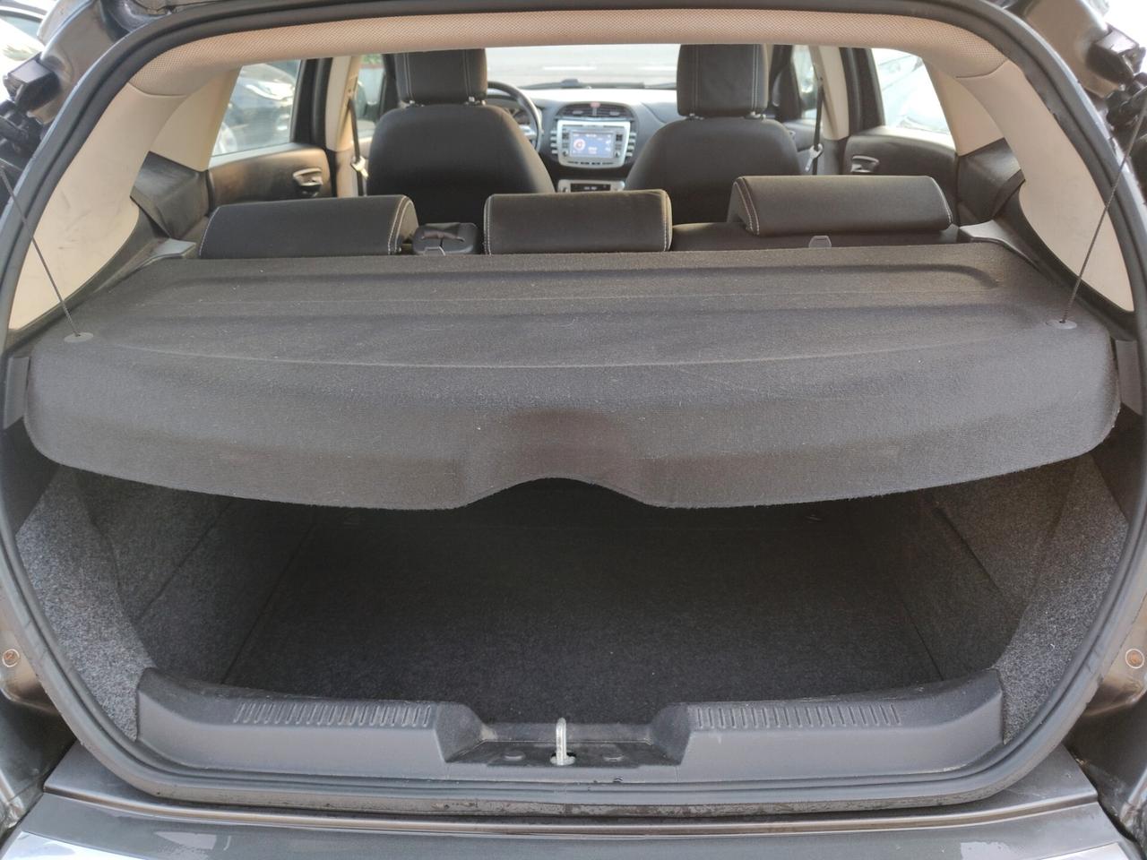 Lancia Delta 1.6 MJT DPF 105 CV Silver