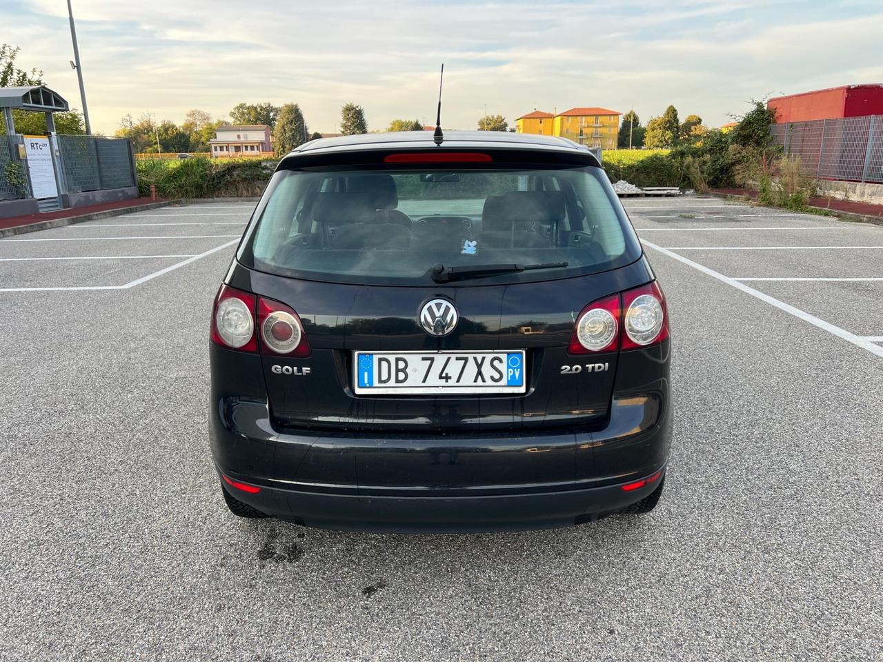 Volkswagen Golf 2.0 16V TDI 5p. Sportline