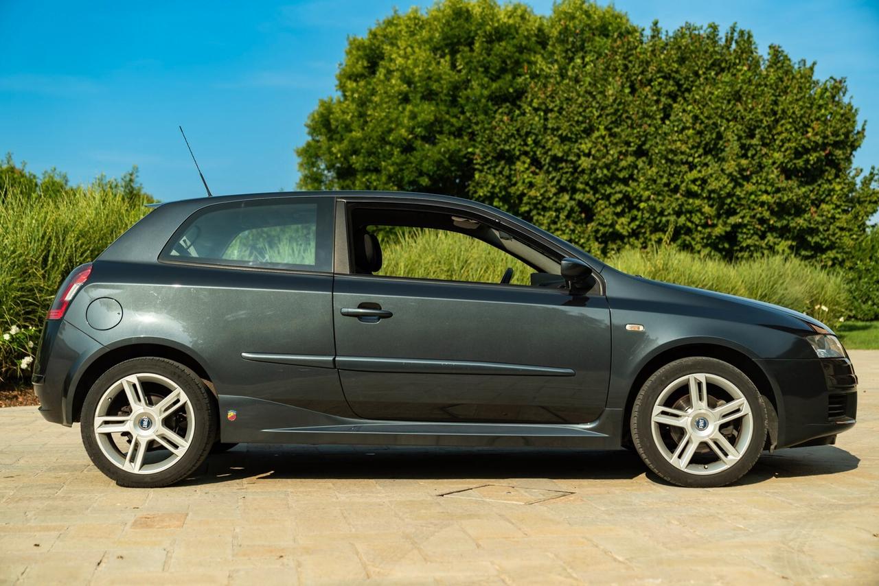 FIAT STILO ABARTH 2.4 20V - FIA00385