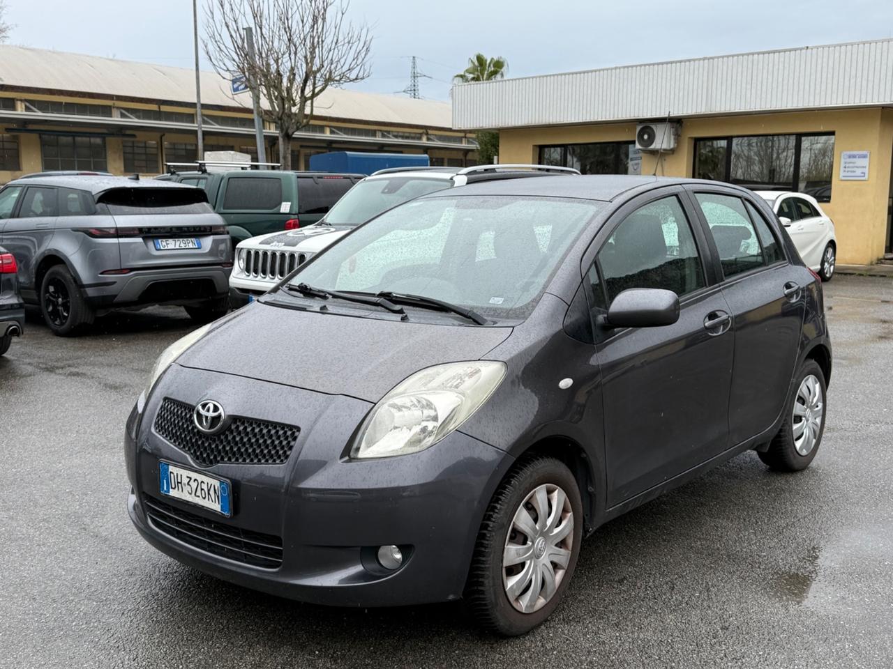 Toyota Yaris 1.3 5 porte Sol