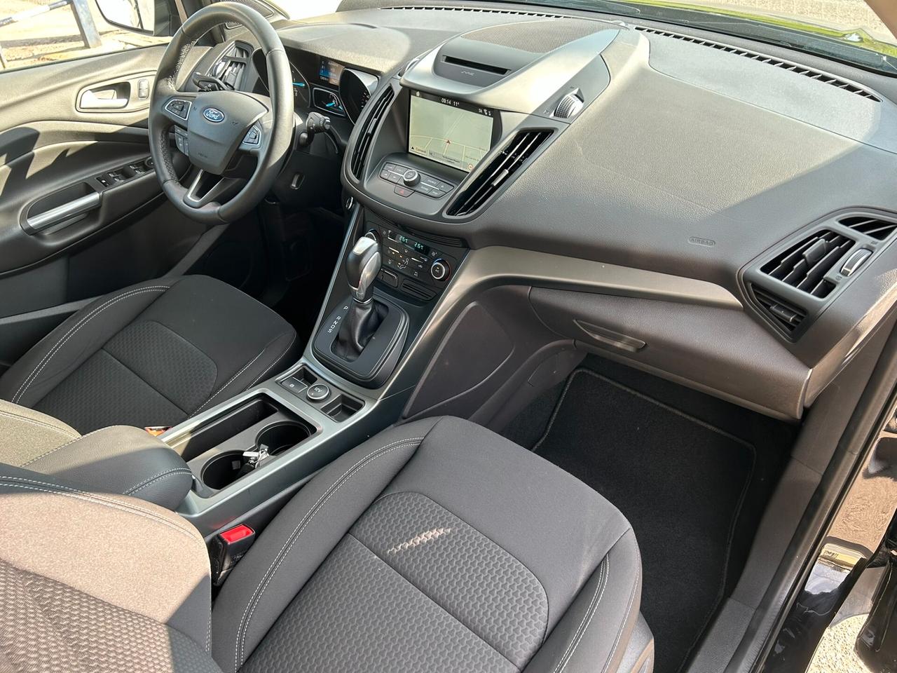 Ford Kuga 1.5 TDCI 120CV Business Powershift