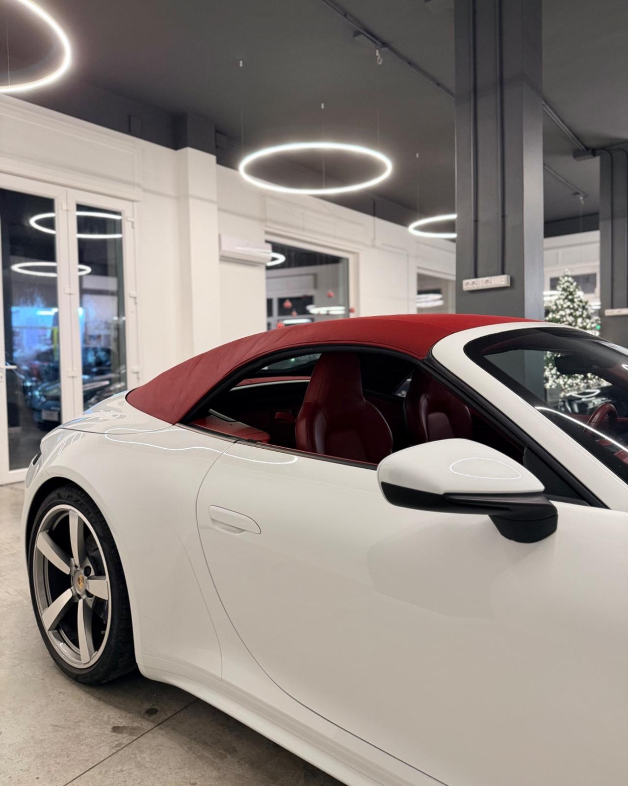 Porsche 911 Carrera Cabriolet