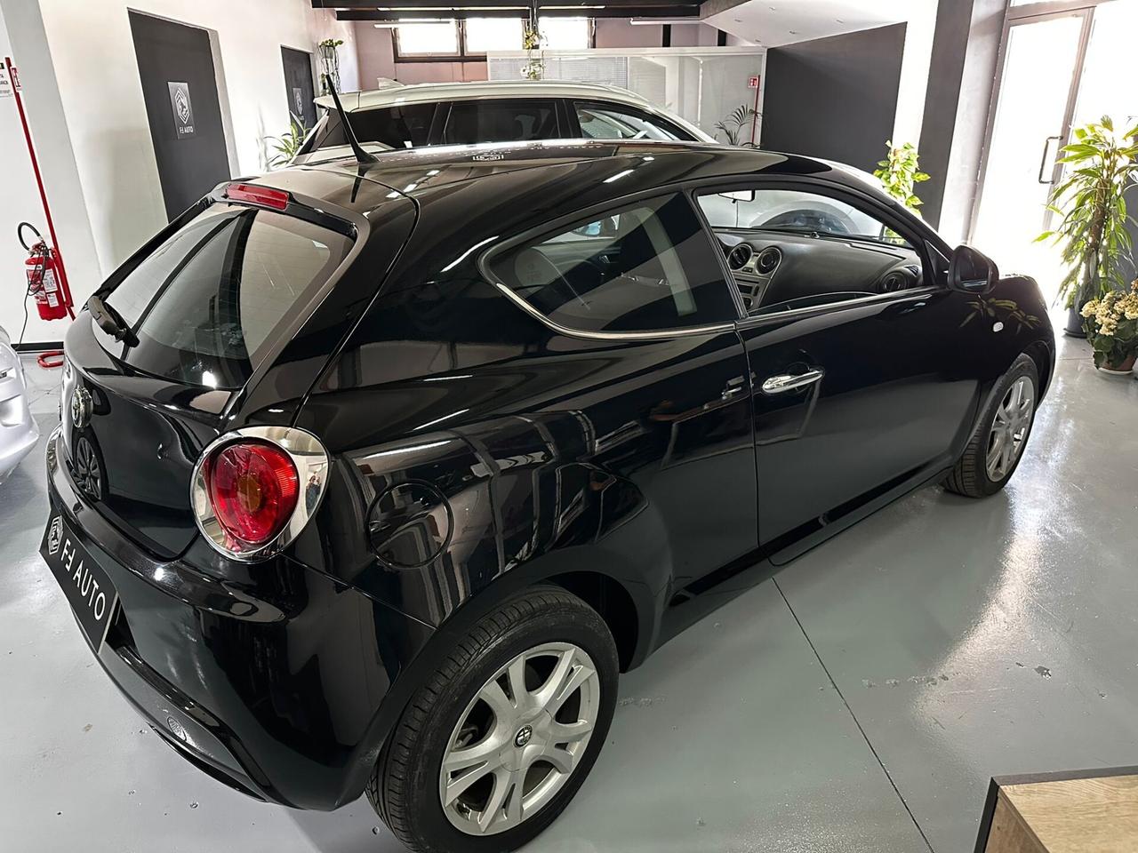 Alfa Romeo MiTo 1.4 105 CV M.air S&S Distinctive Sport Pack