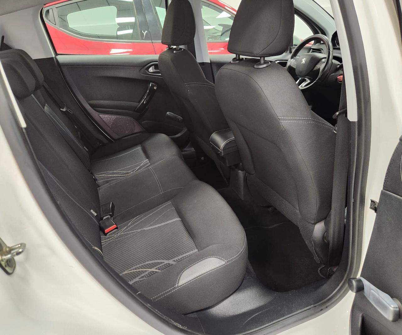 Peugeot 208 1.4 HDi 68 CV 5 porte Active