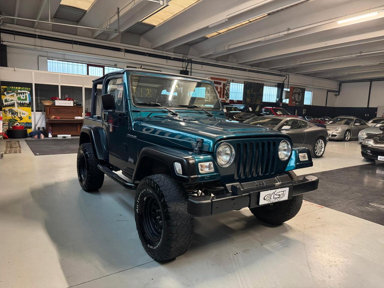 Jeep Wrangler 2.5 Sport asi