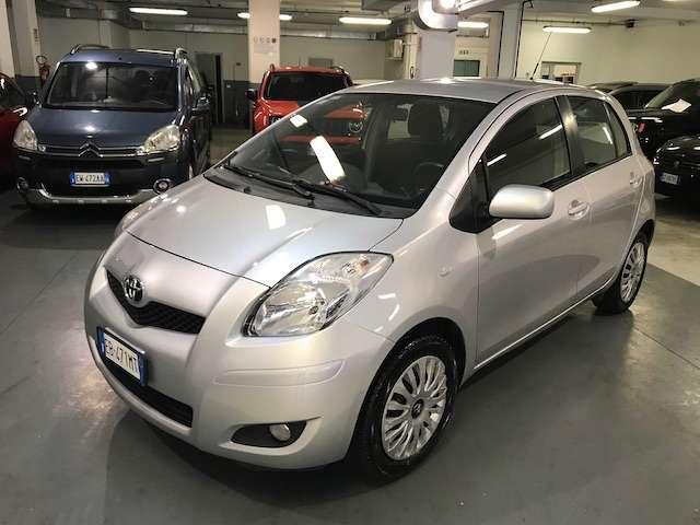 Toyota Yaris Yaris 5p 1.0 Sol / POCHI KM / BEN TENUTA