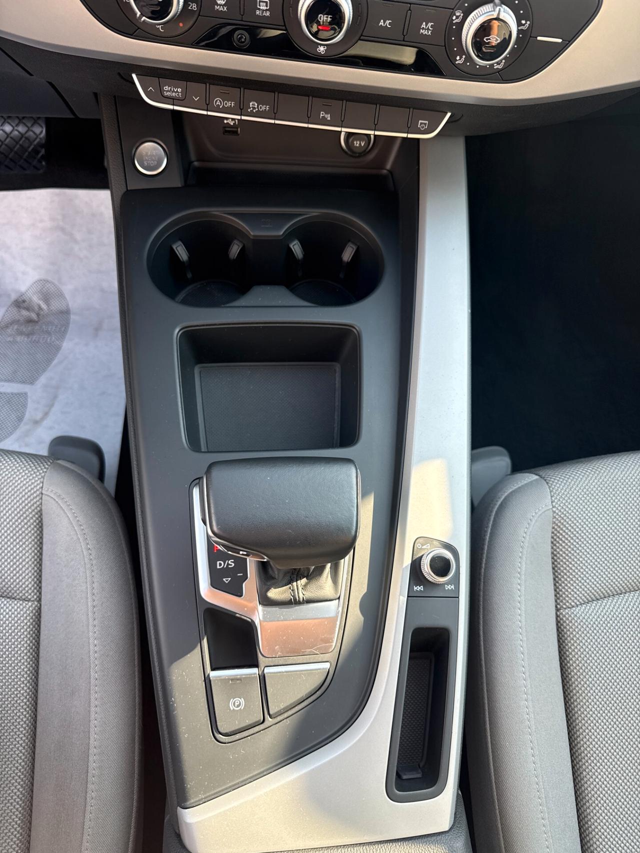 Audi A4 35 TDI/163 CV S tronic line edition