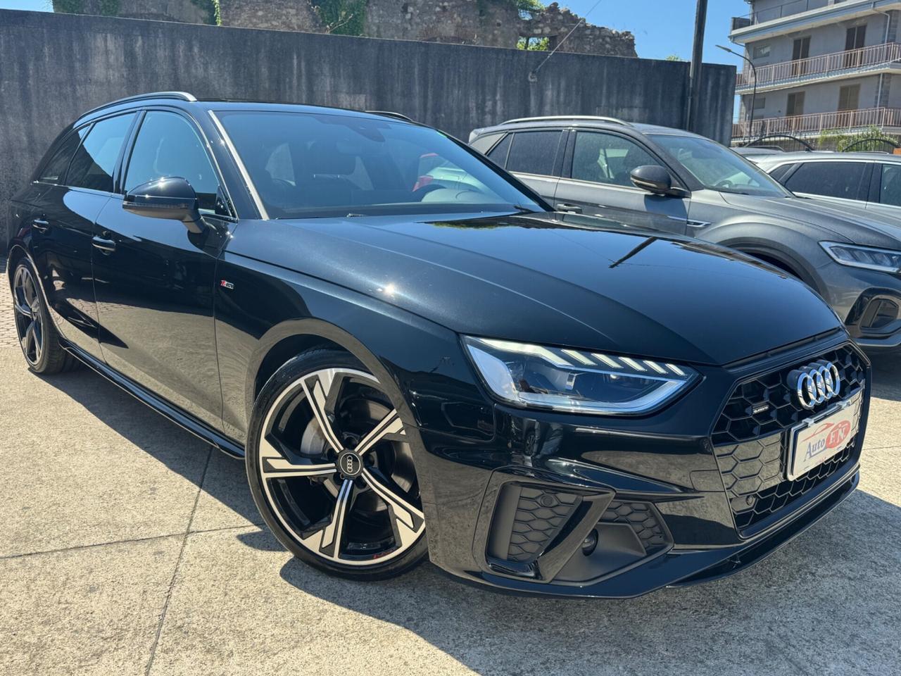 Audi A4 Avant 40 TDI quattro S tronic S line