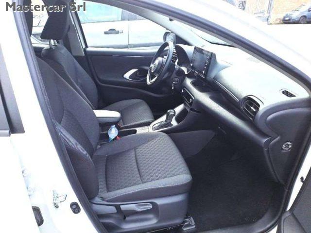 TOYOTA Yaris Yaris 1.5h Business - N1 Autocarro - GM593PZ