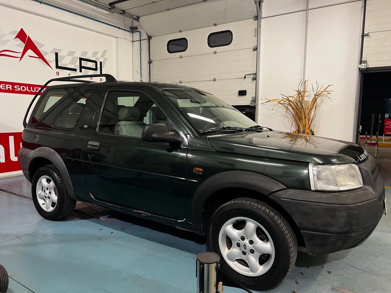Land Rover Freelander 2.0 Td4 16V cat 3p. Hardback