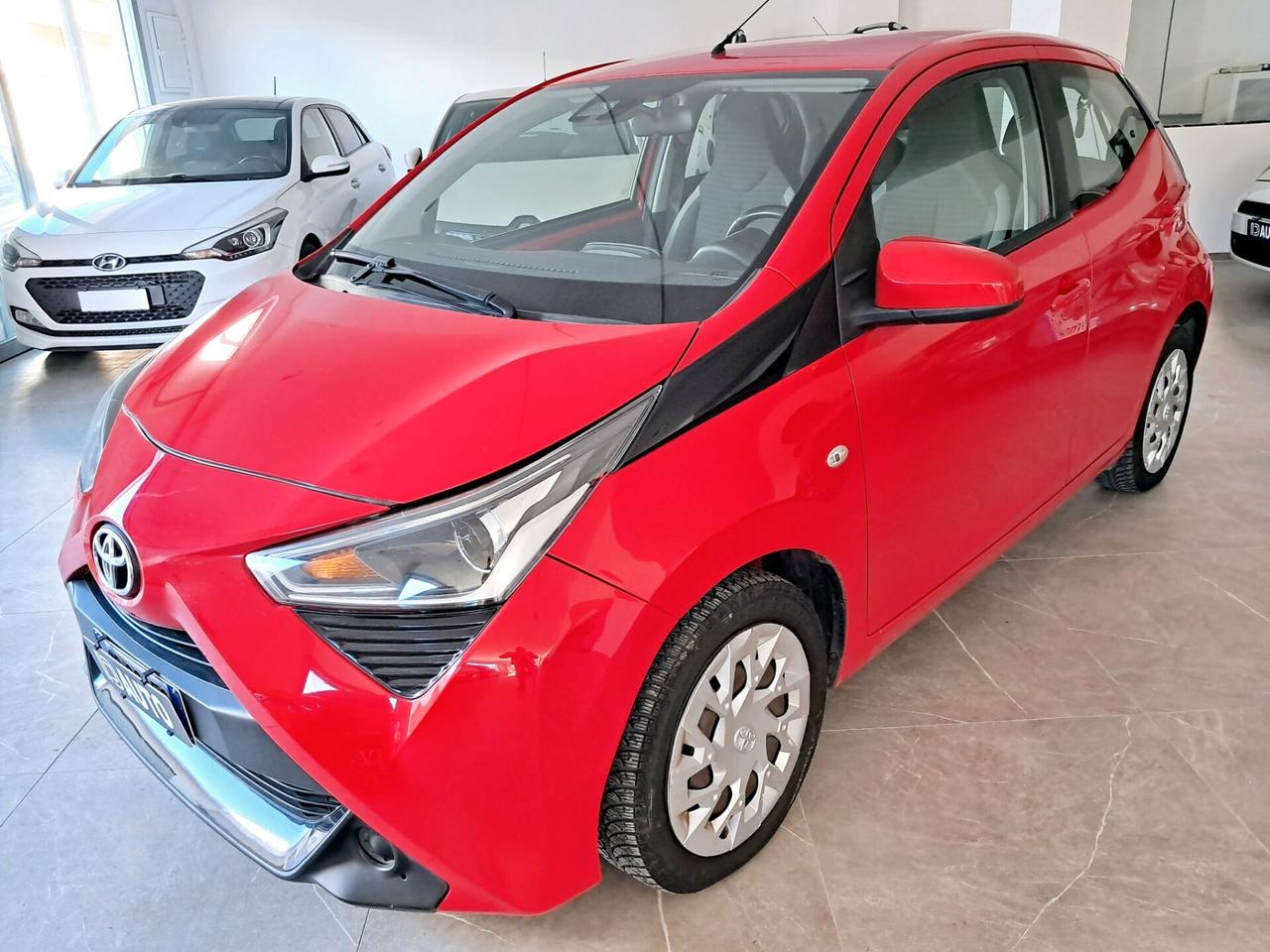Toyota Aygo 1.0 72 CV 5 porte