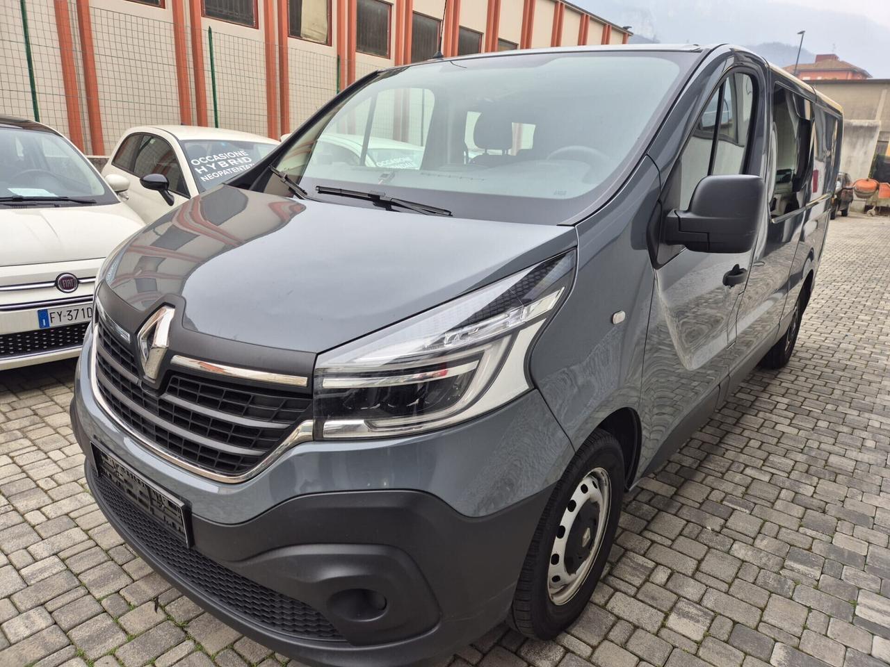 RENAULT TRAFIC ENERGY dCi 120cv 6 POSTI - autocarr