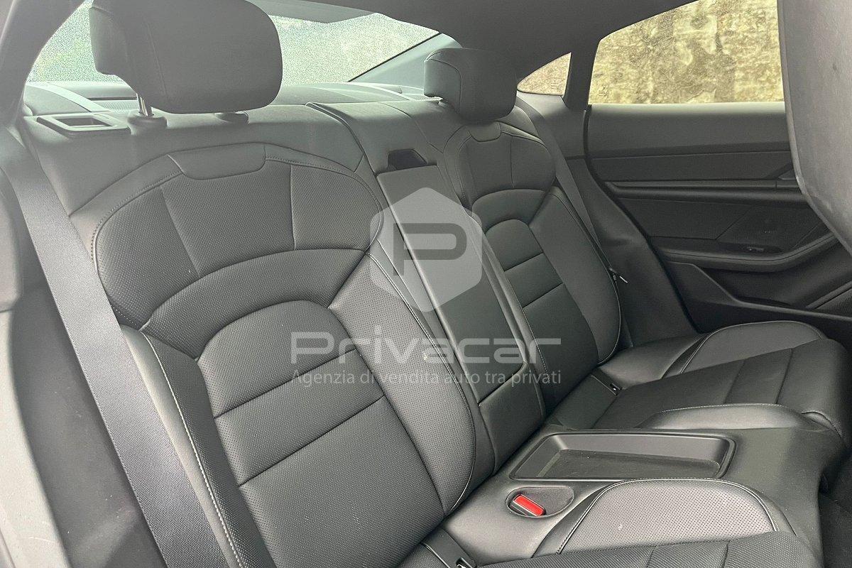 PORSCHE Taycan 4S