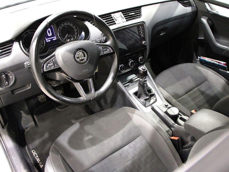 Skoda Octavia Octavia 1.4 TSI DSG Wagon Executive G-Tec