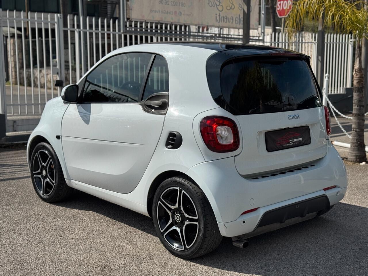 Smart ForTwo 70 1.0 GPL twinamic Prime LED PELLE
