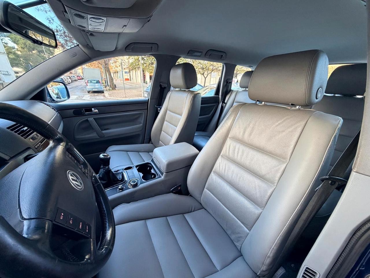 Volkswagen Touareg 2.5 R5 TDI