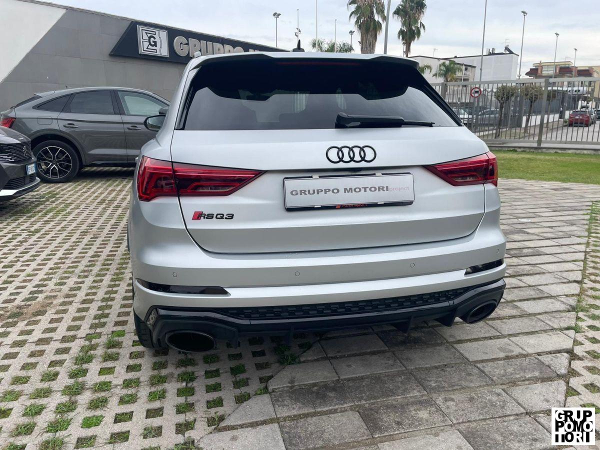 AUDI - Q3 - RS quattro S tronic