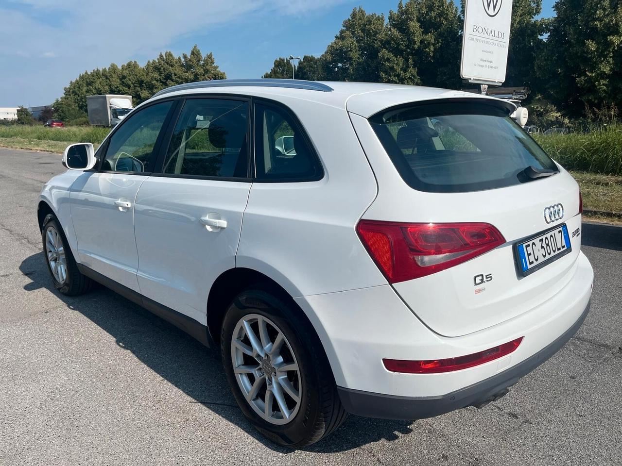 Audi Q5 2.0 TDI 143 CV quattro