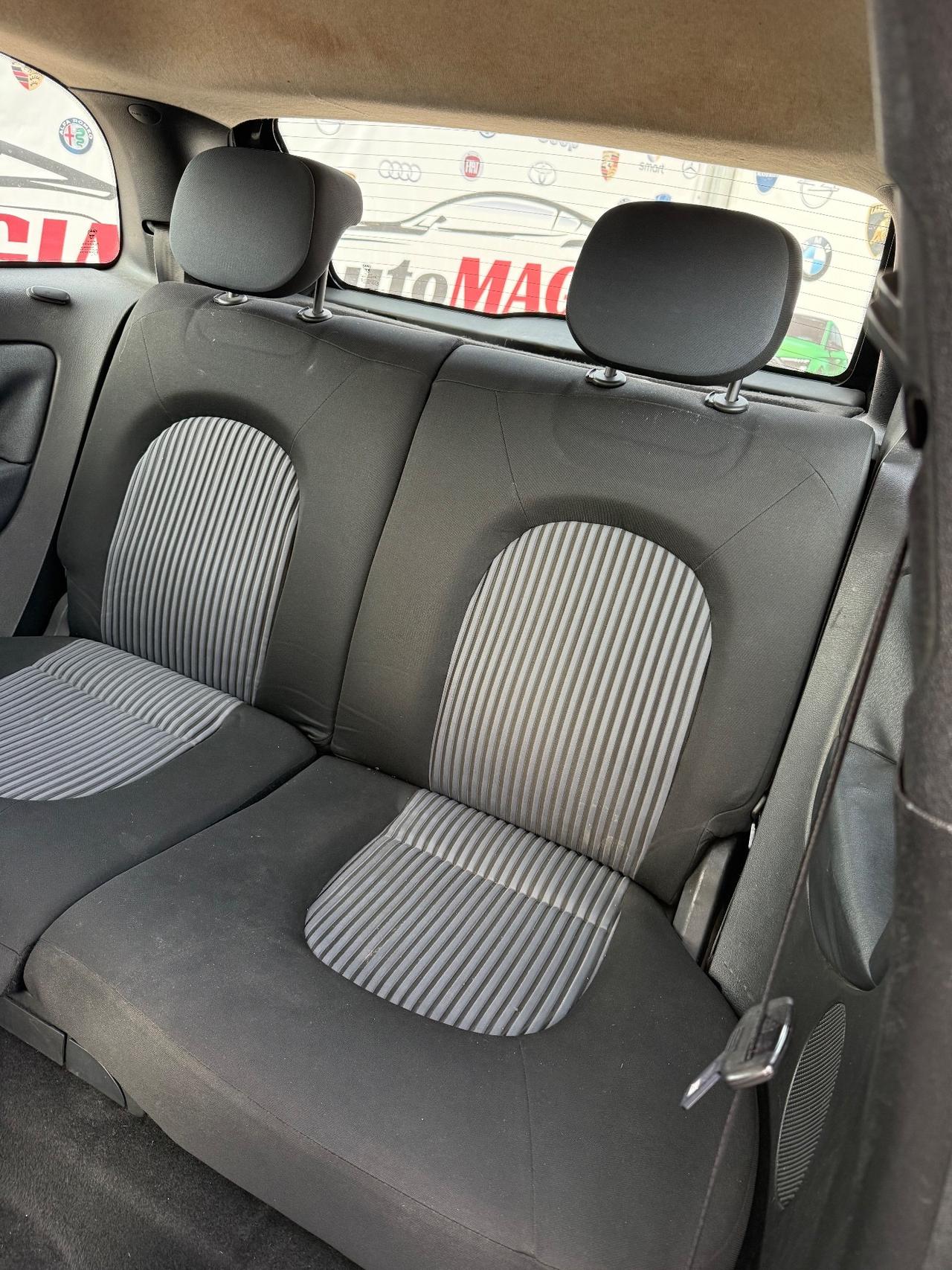 Lancia Ypsilon 1.2 Oro Plus