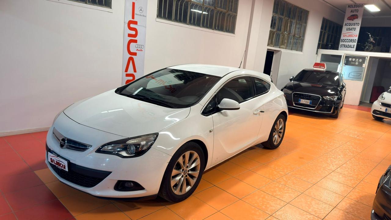 Opel Astra GTC 1.4 Turbo 120CV S&S 3 porte Cosmo