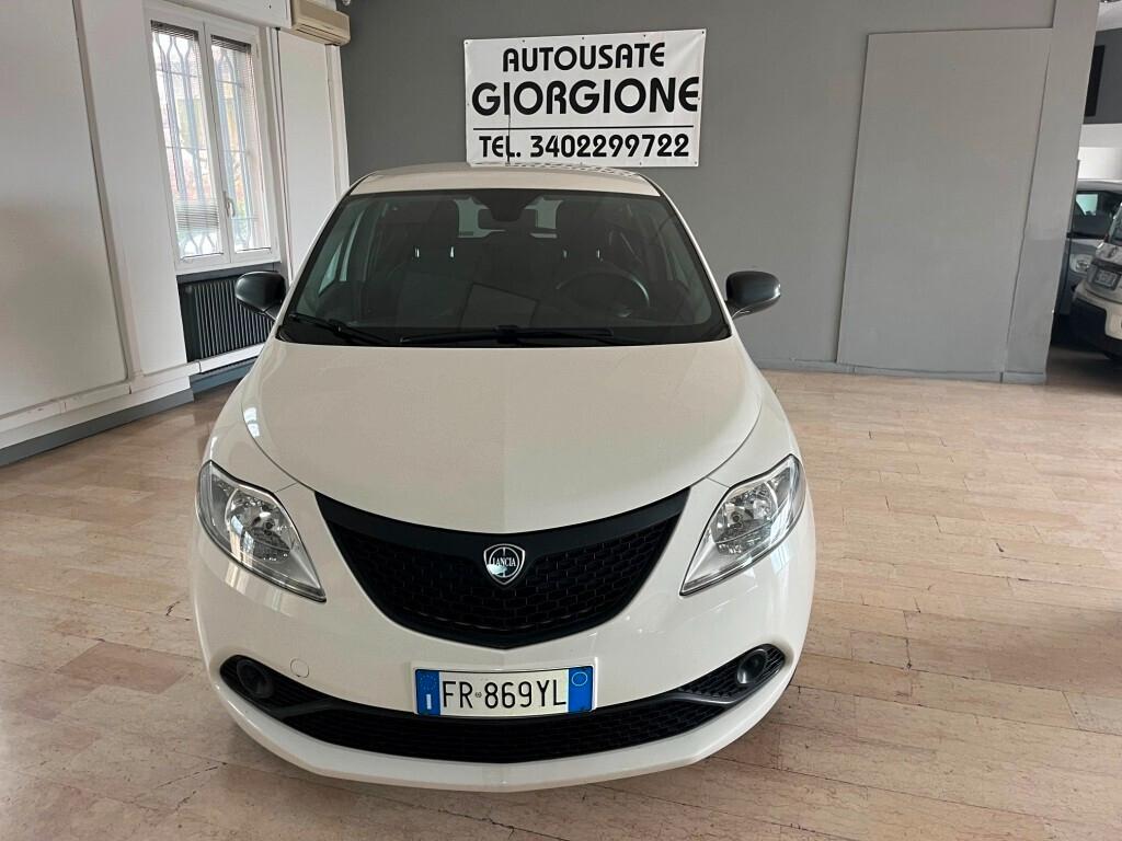 Lancia Ypsilon 0.9 TwinAir 5p Ecochic Metano Adatta per Neopatentati