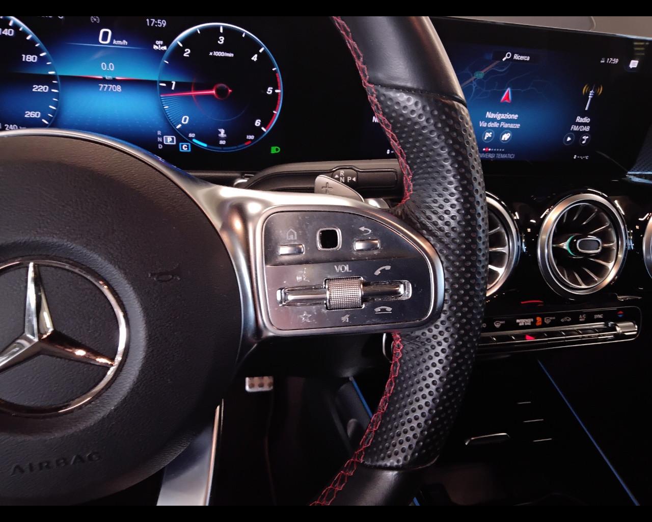Mercedes-Benz GLB - X247 2019 - GLB 200 d Premium auto 7p.ti
