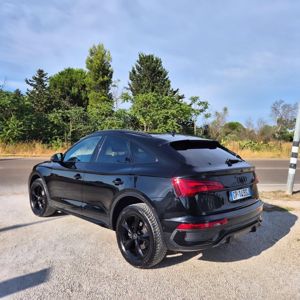 Audi Q5 40 TDI 204 CV quattro S tronic Identity Black