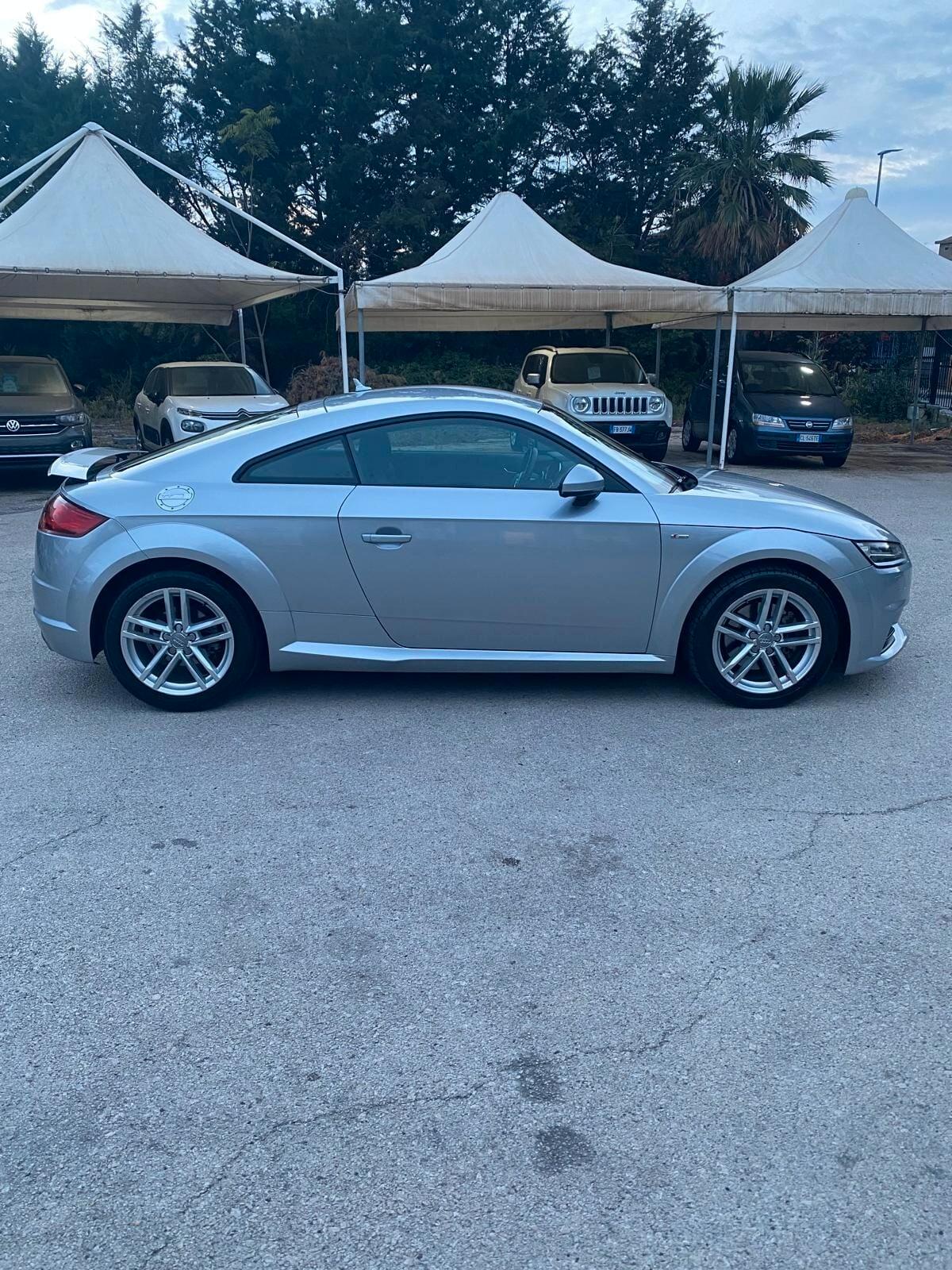 Audi TT Coupé 2.0 TDI ultra S line