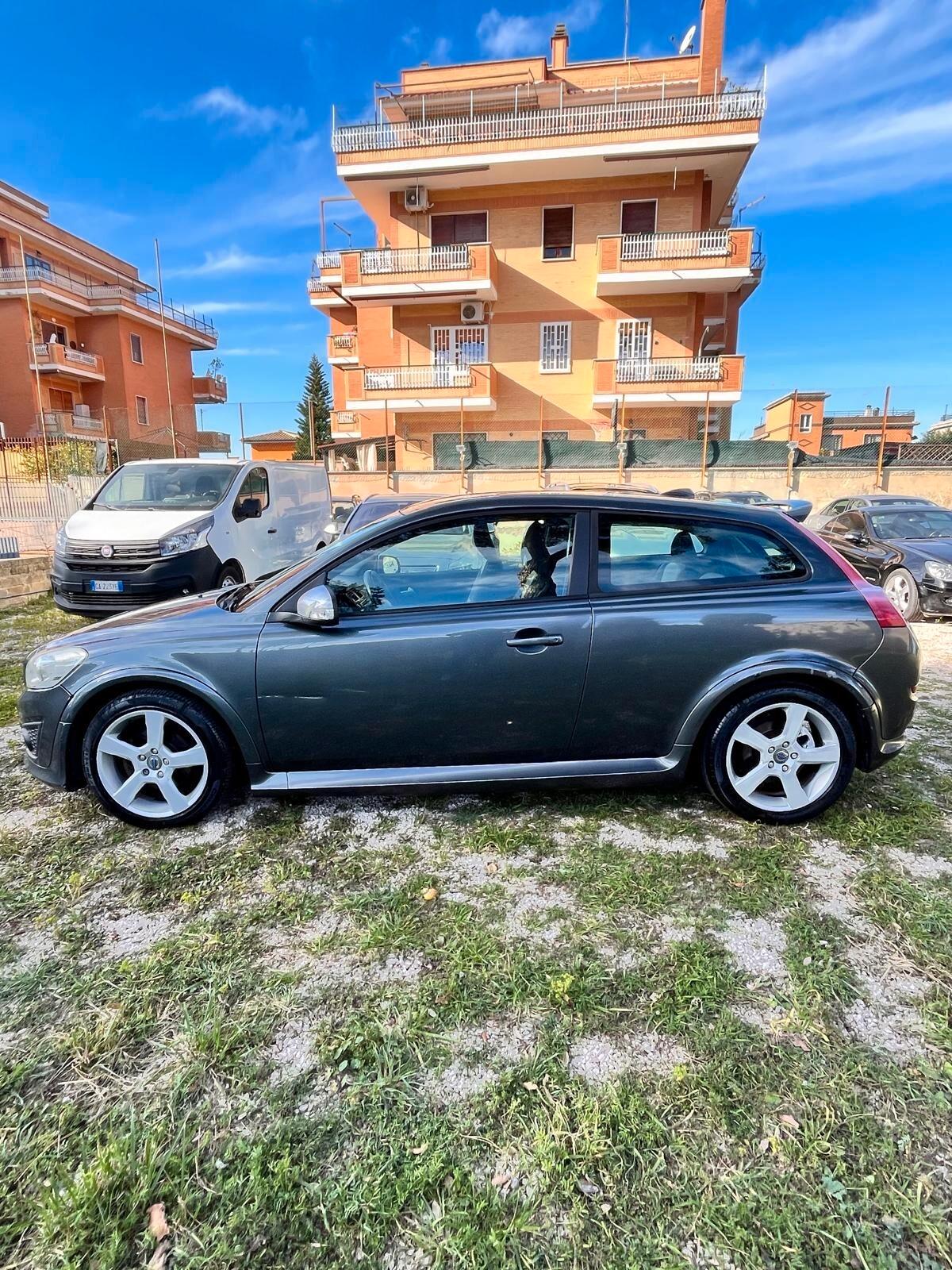 Volvo C30 D2 (Start/Stop) R-design