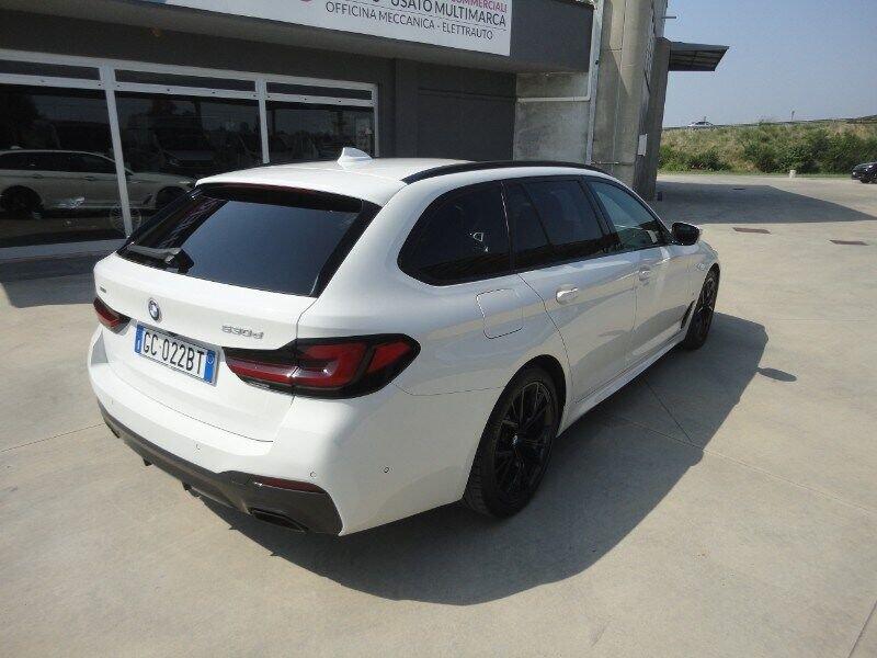 BMW Serie 5 530d 48V xDrive Touring Msport