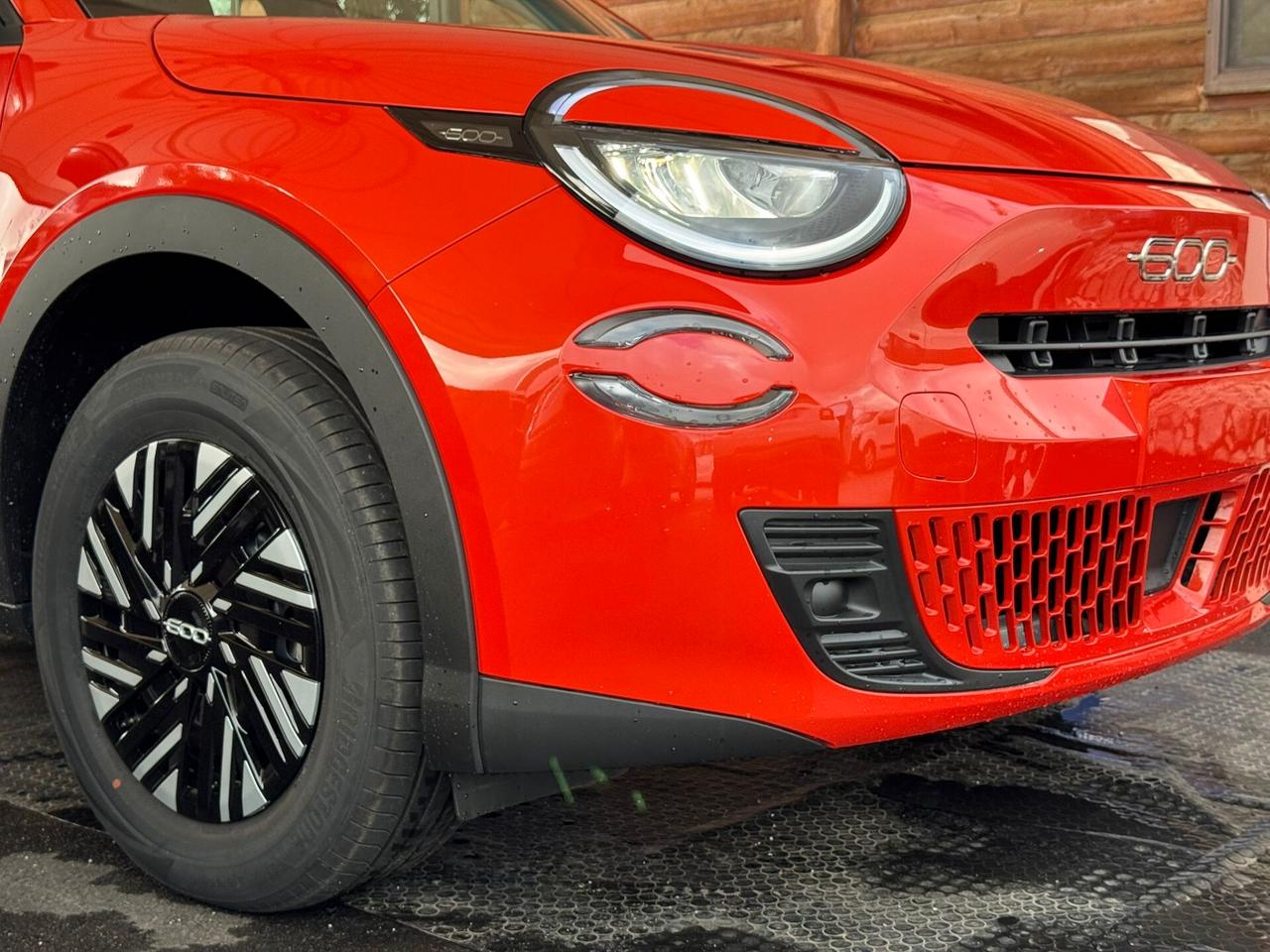 Fiat 600 Hybrid 110 CV DCT MHEV Business