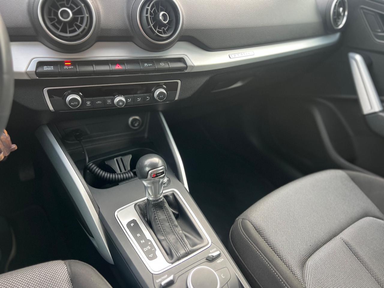 AUDI Q2 35 TDI 2.0 150 CV QUATTRO S TRONIC S LINE EDITION IDENTITY BLACK